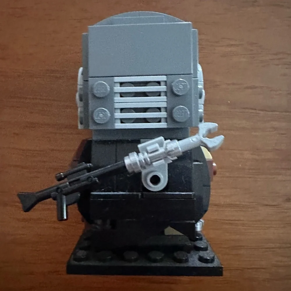 Lego 75317 Star Wars Brickheadz The Mandalorian & The Child Grogu completed used